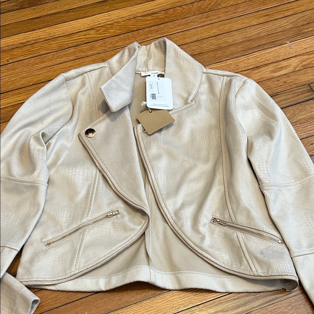 Blu Pepper Cream Textured Women's Blazer